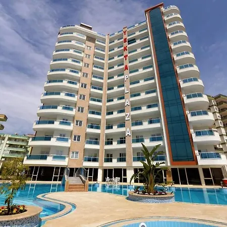 Yekta Plaza Rezidence 카기켁